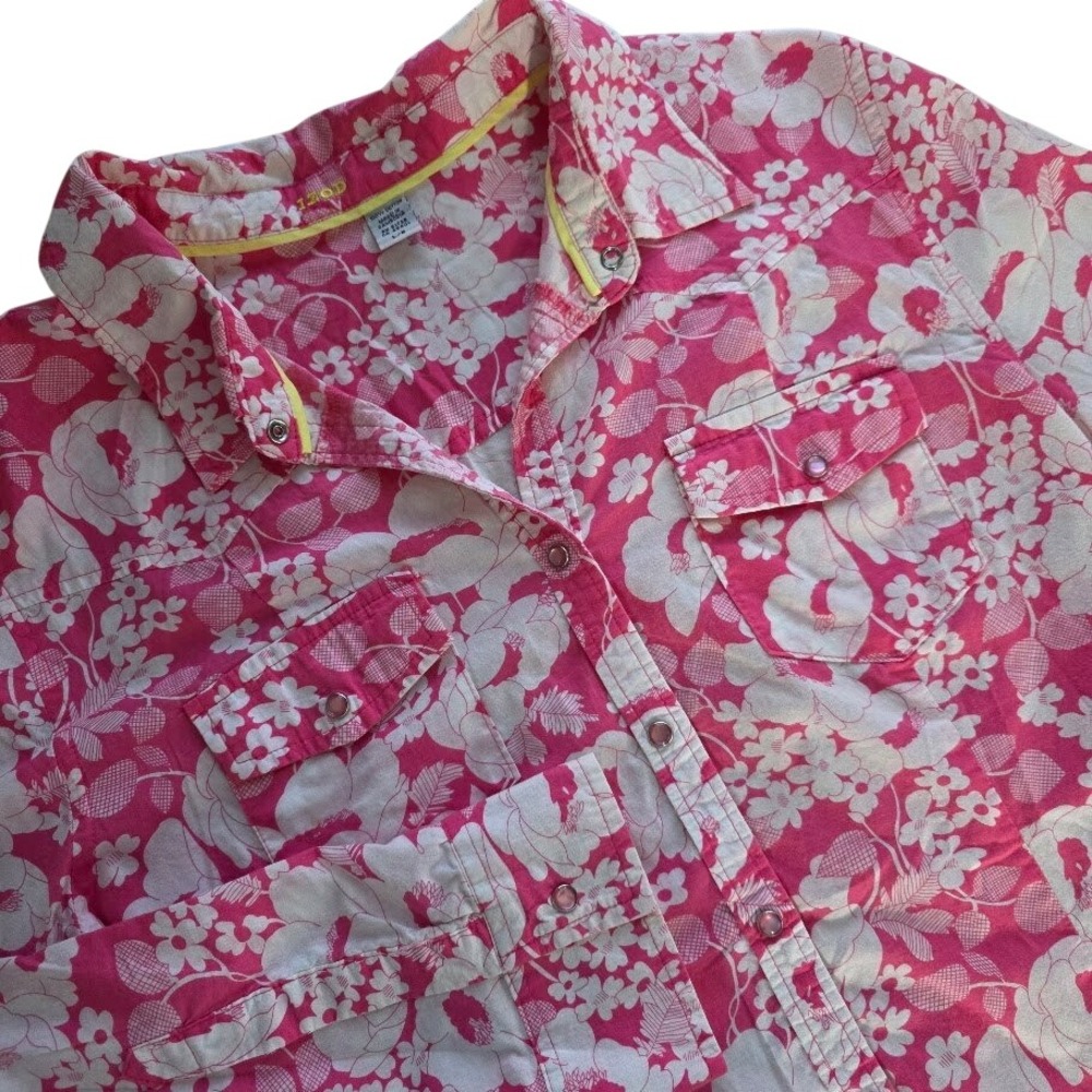 IZOD Ligjtweight Floral Pink Blouse